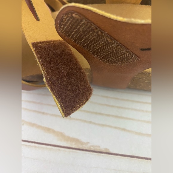 Korks Primrose Faux Leather Cork Heel Strappy Brown Tan Sandals Size 11M - Picture 9 of 10